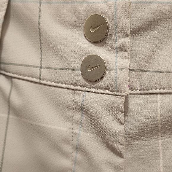 Nike Dri-Fit Golf Shorts Men's Size 8 Pinstripes Deep Pockets Logo Embroidered - Picture 3 of 11